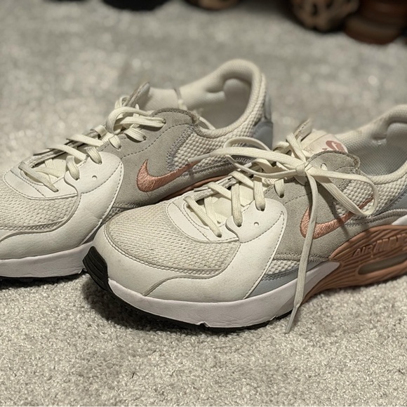 Nike Air Max Excee size 9 (fits like 8.5) - Picture 3 of 6